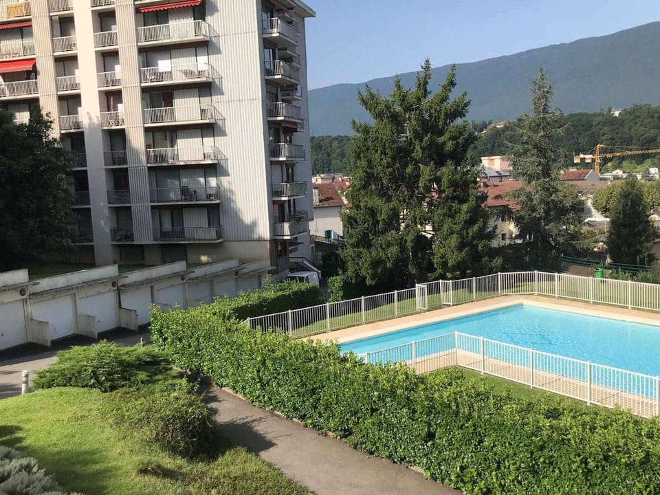 T1 Bis 35m² avec Terrasse Exposée Sud/Est et Parking Privé - FR-1-555-80 Apartment in Aix-les-Bains