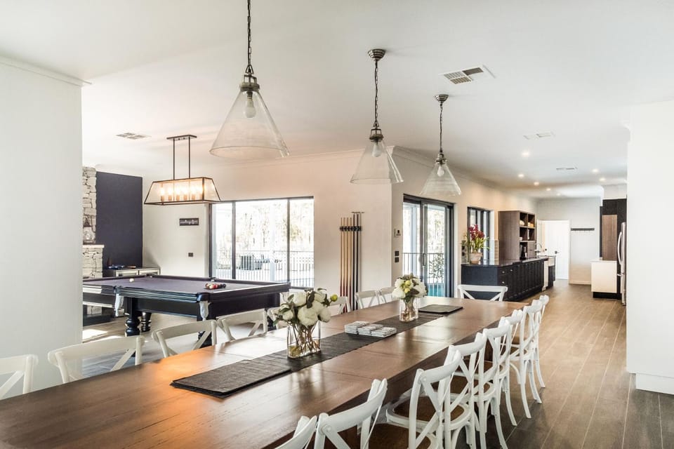 Whitevale Luxury Estate House in Lovedale