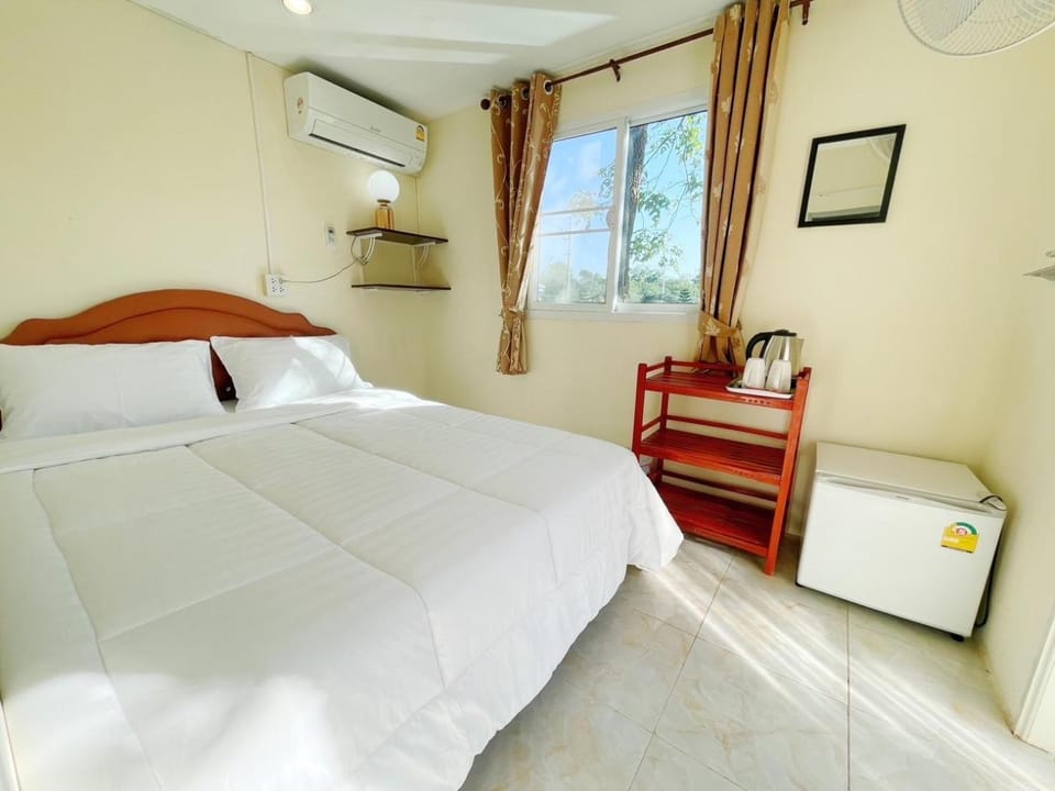 Ban Lake View Country House in Laos
