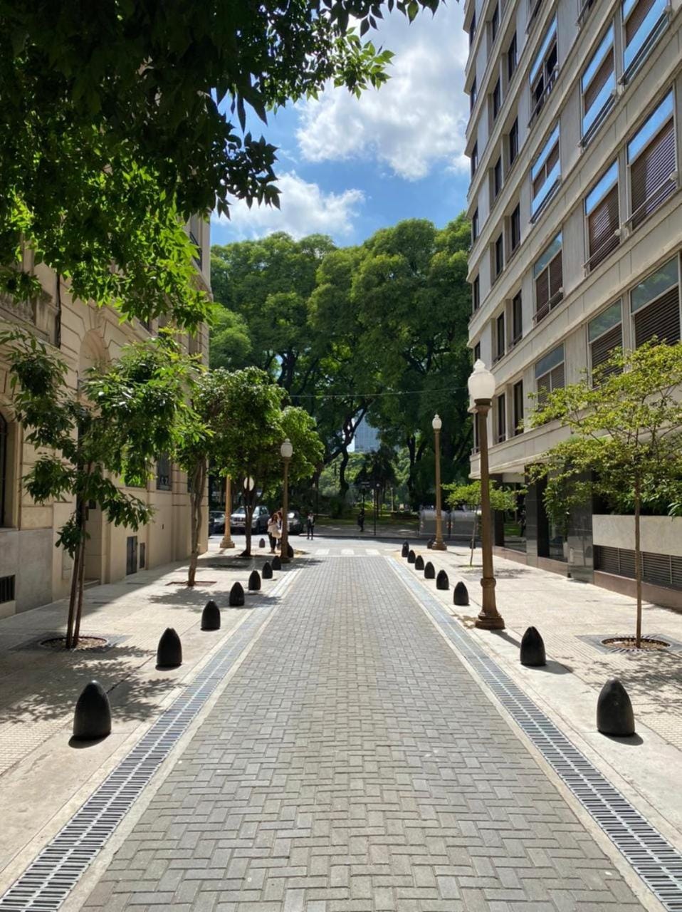 Neighbourhood, Street view