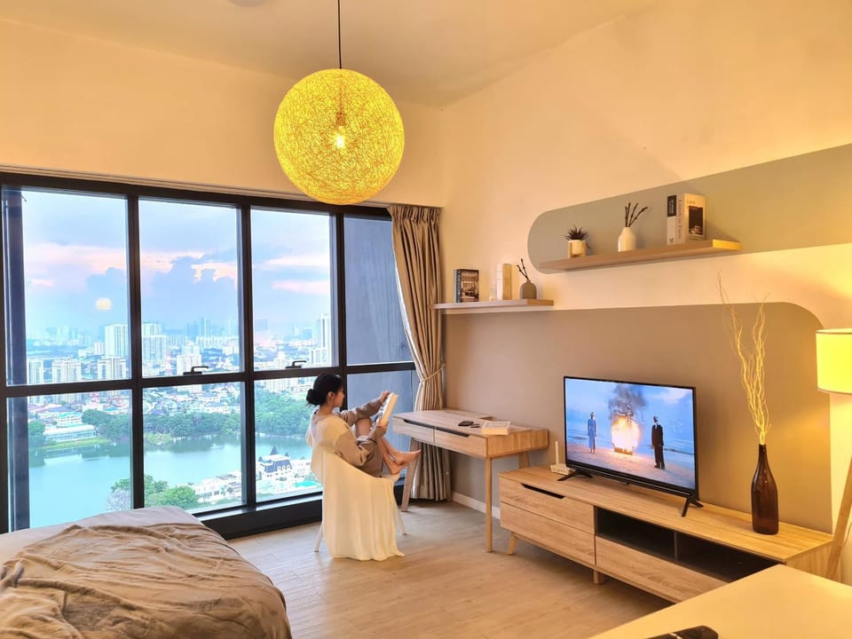 TV and multimedia, Photo of the whole room, hair dresser