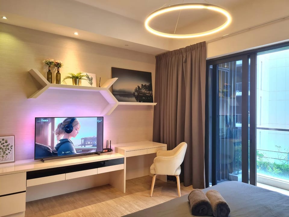 Communal lounge/ TV room, TV and multimedia, Evening entertainment