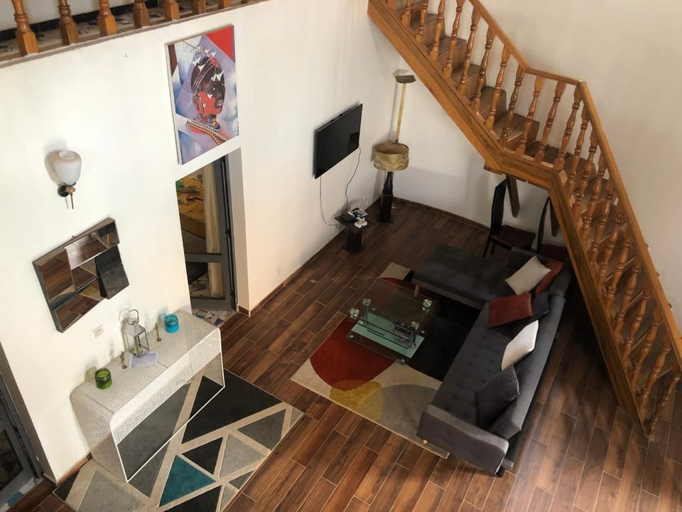 Communal lounge/ TV room, TV and multimedia, Living room, Seating area
