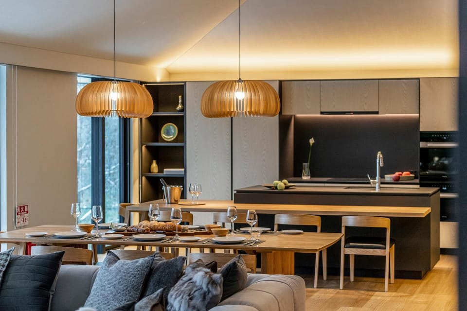 Kitchen or kitchenette, Living room, Seating area