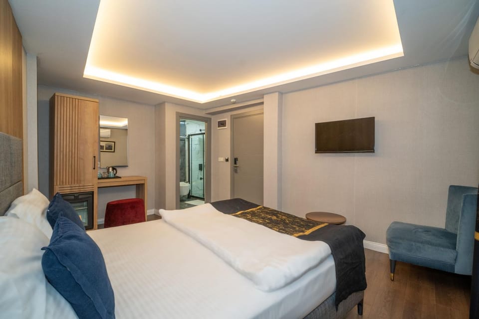 Bed, Bedroom, wardrobe