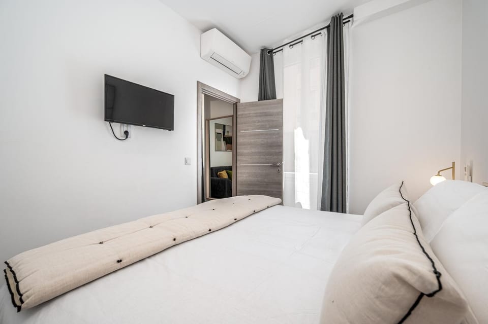 IMHOST -Cannes Centre Rue Hoche Palais - Croisette plage Apartment in Cannes