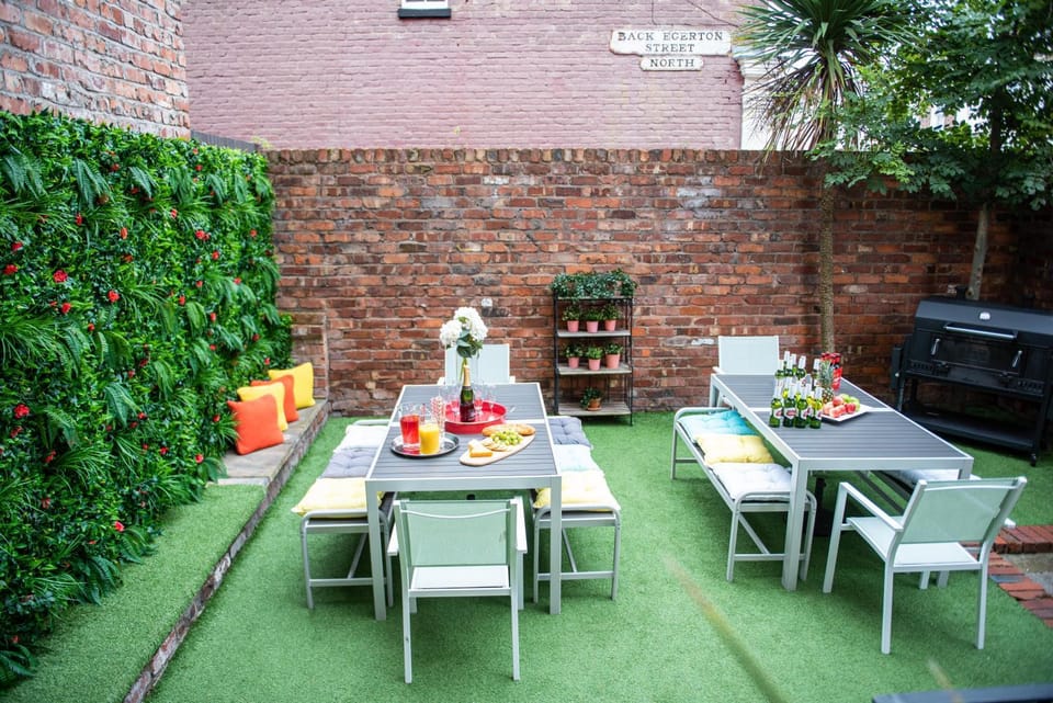Garden, Garden view