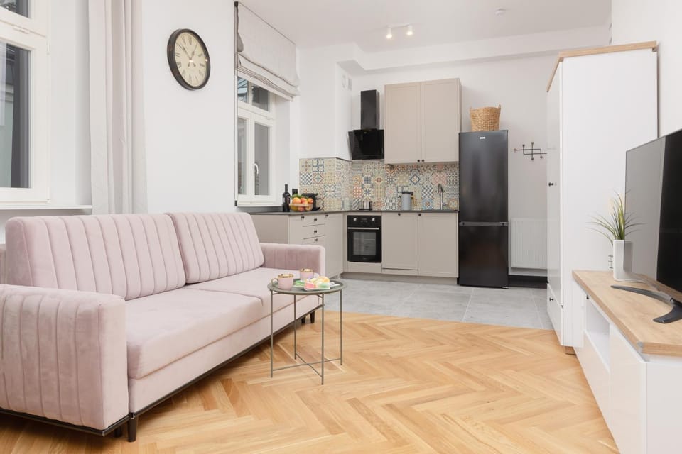 Kitchen or kitchenette, Living room