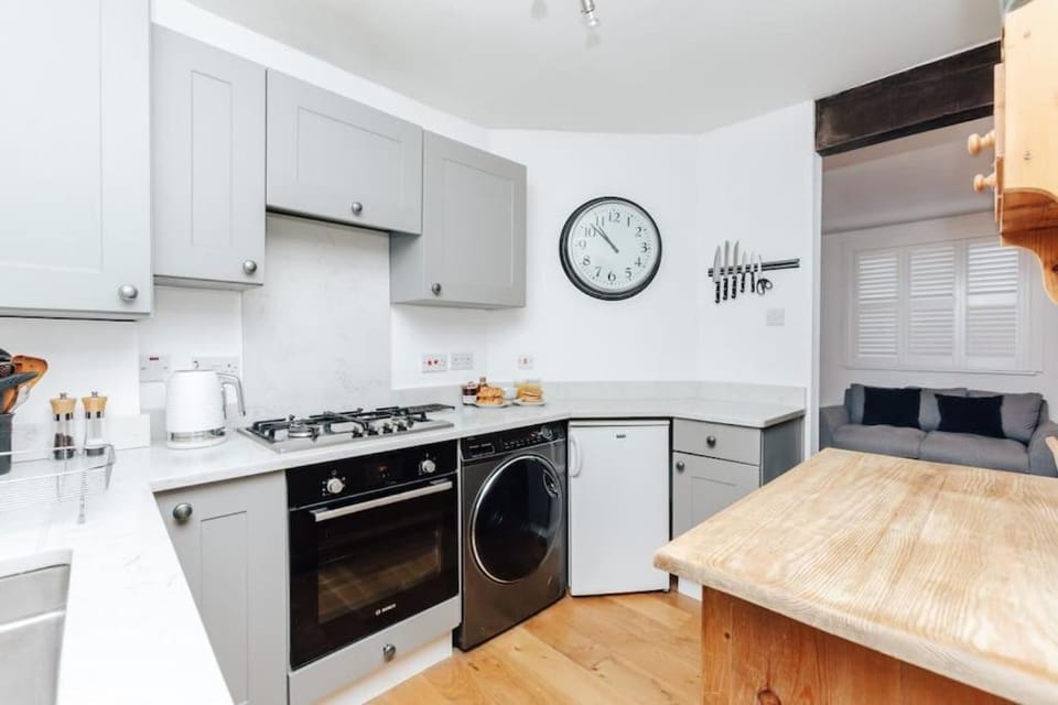 Chalk house - Pet friendly House in Henley-on-Thames