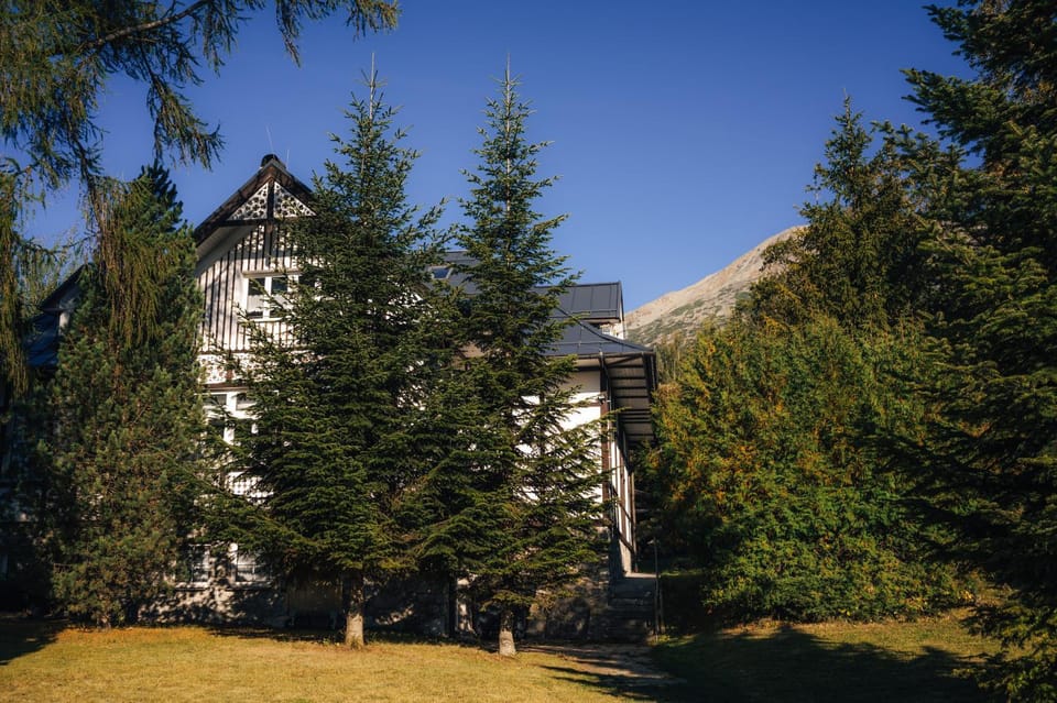 Property building, Mountain view
