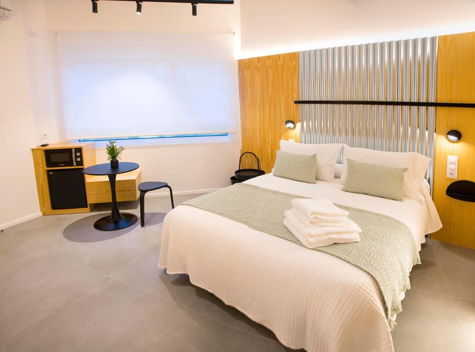 KALIDAS HOSTEL SUITES Bed and Breakfast in Galicia