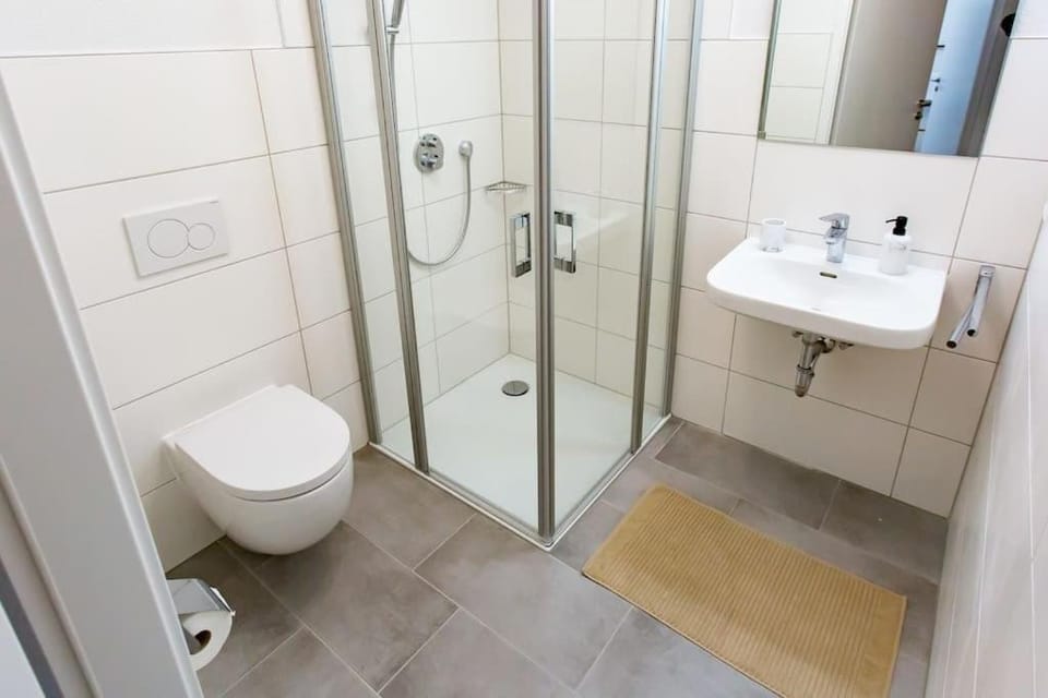 Shower, Toilet, Bathroom