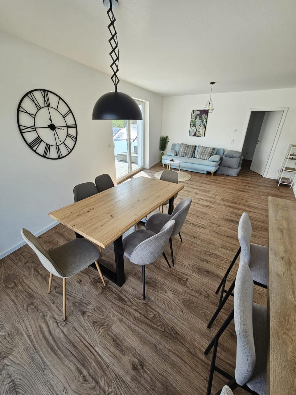 Living room, Seating area, Dining area