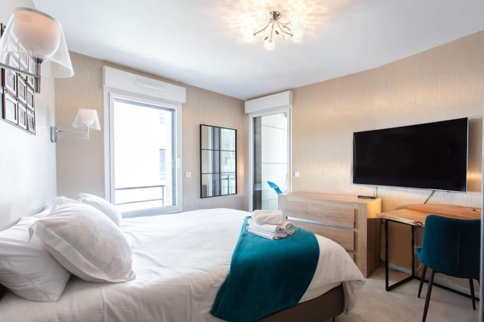 C2 Staywizus - 2 BDR Montfleury - Pool, Garage, Terrace & AC Apartment in Cannes