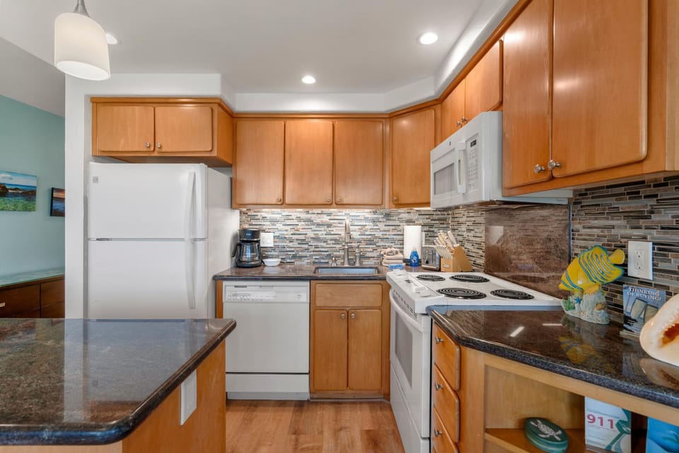 KIHEI SURFSIDE, #508 Apartment in Wailea