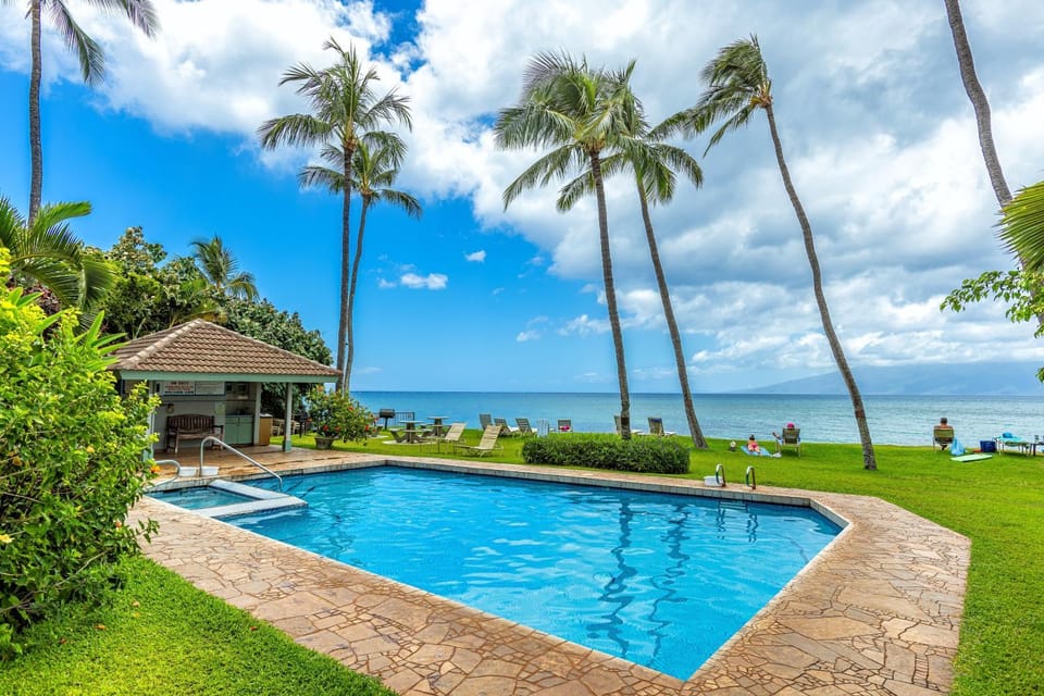 Hale Mahina #B-405 Apartment in Napili-Honokowai