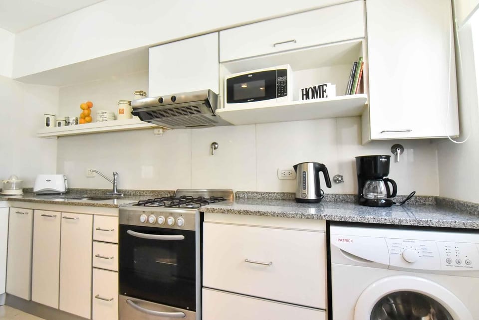 Kitchen or kitchenette, minibar, pet friendly, toaster, washing machine