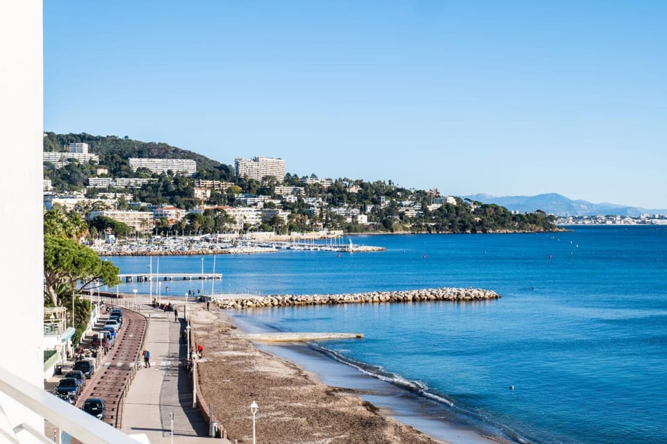 Neighbourhood, Beach, Sea view