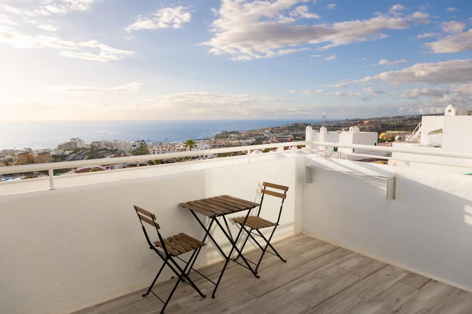 Bird's eye view, Balcony/Terrace, City view, Sea view