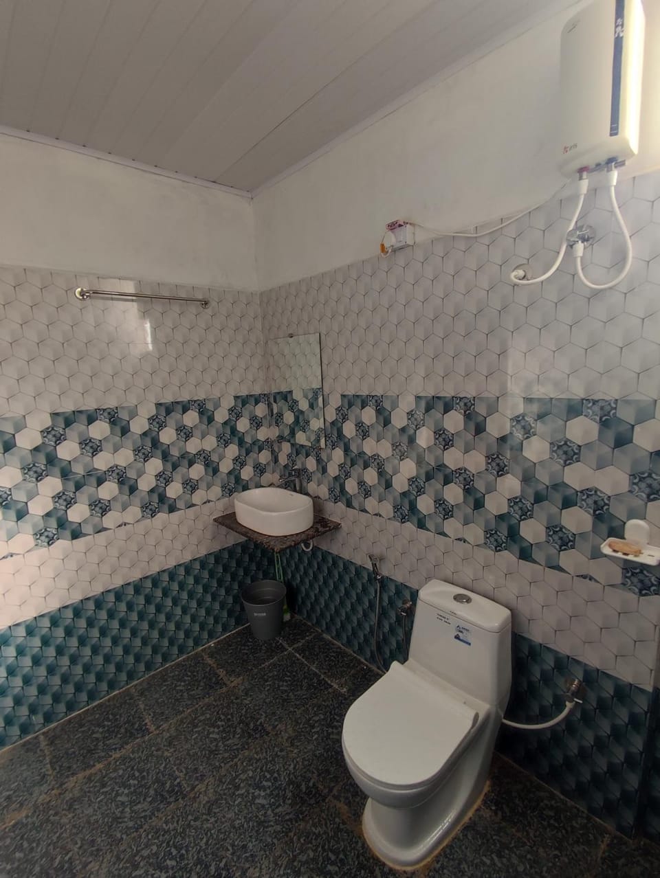 Shower, Toilet, Bathroom