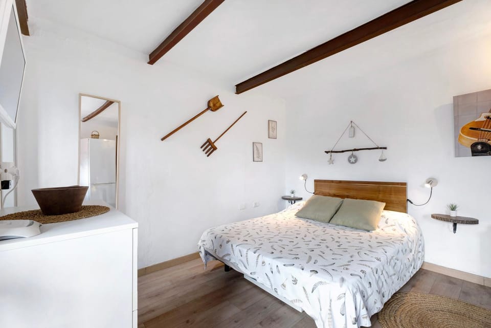 Living room, Bedroom