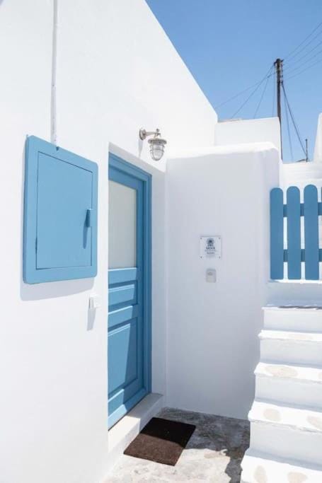 Μooi Katrins Sunset Apartment House in Mykonos
