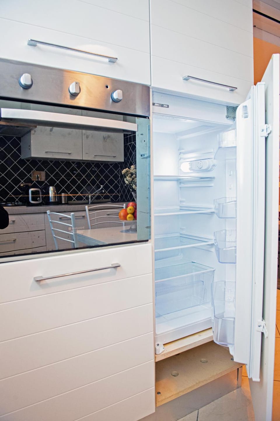 Kitchen or kitchenette, pet friendly