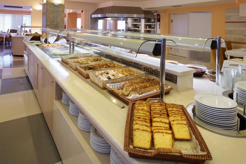 Breakfast, Buffet breakfast