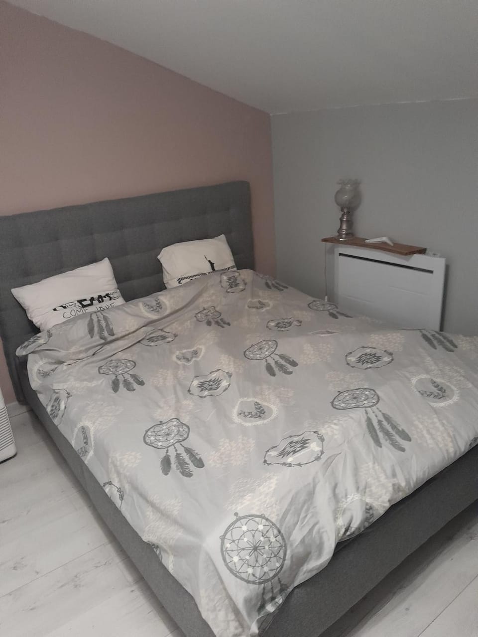 Photo of the whole room