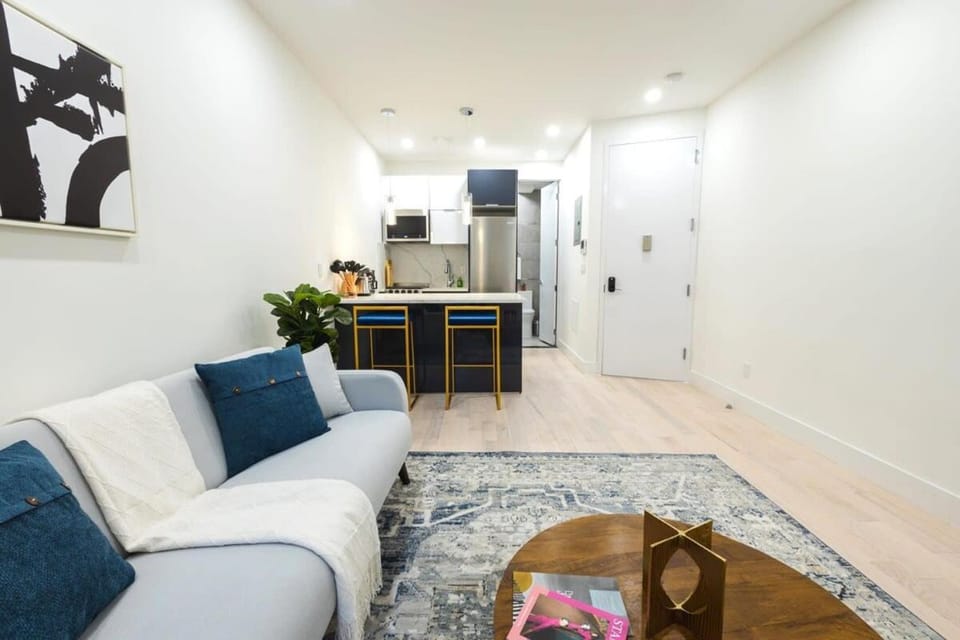 317-3D I NEW Modern 1BR W&D Walk to Central Park Apartment in Roosevelt Island
