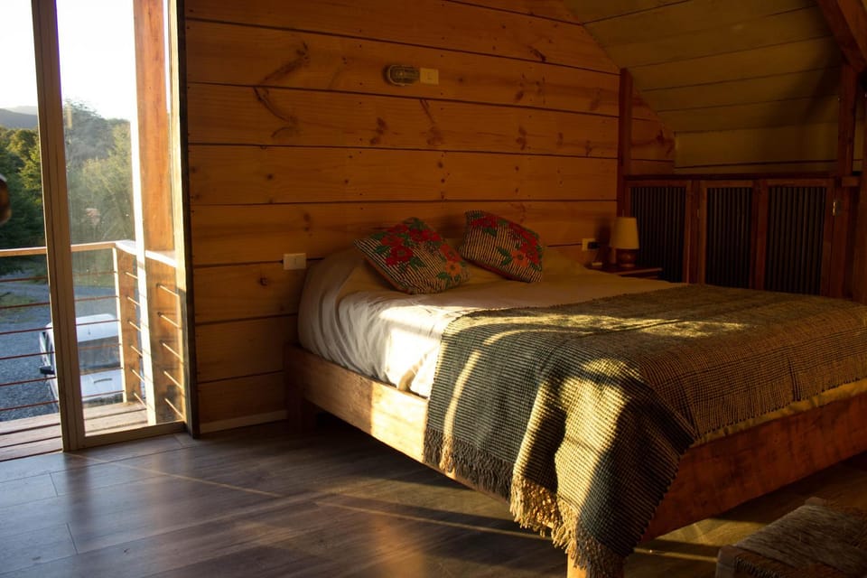 Hostal Dos Volcanes Bed and Breakfast in Araucania, Chile