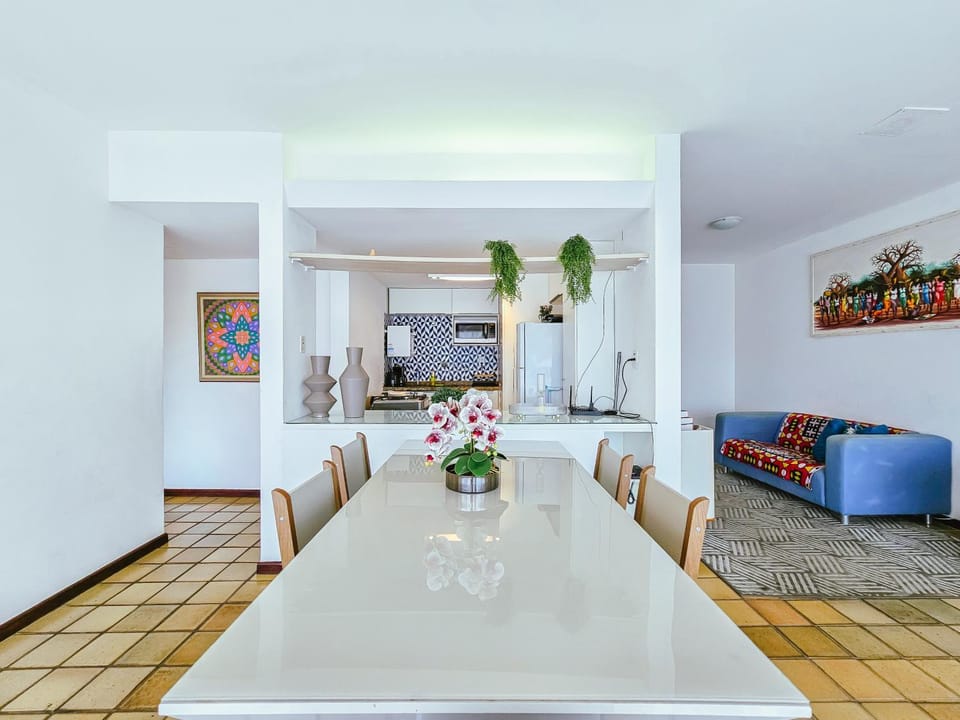 Communal lounge/ TV room, Living room, Seating area, Dining area