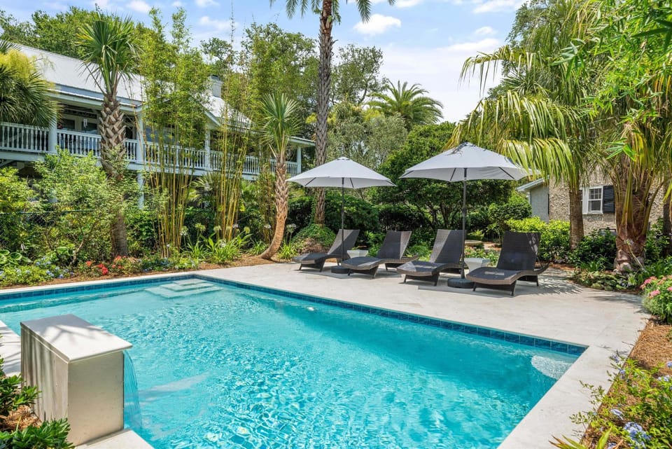 A Wave From It All - 811 Ocean Blvd House in Saint Simons Island