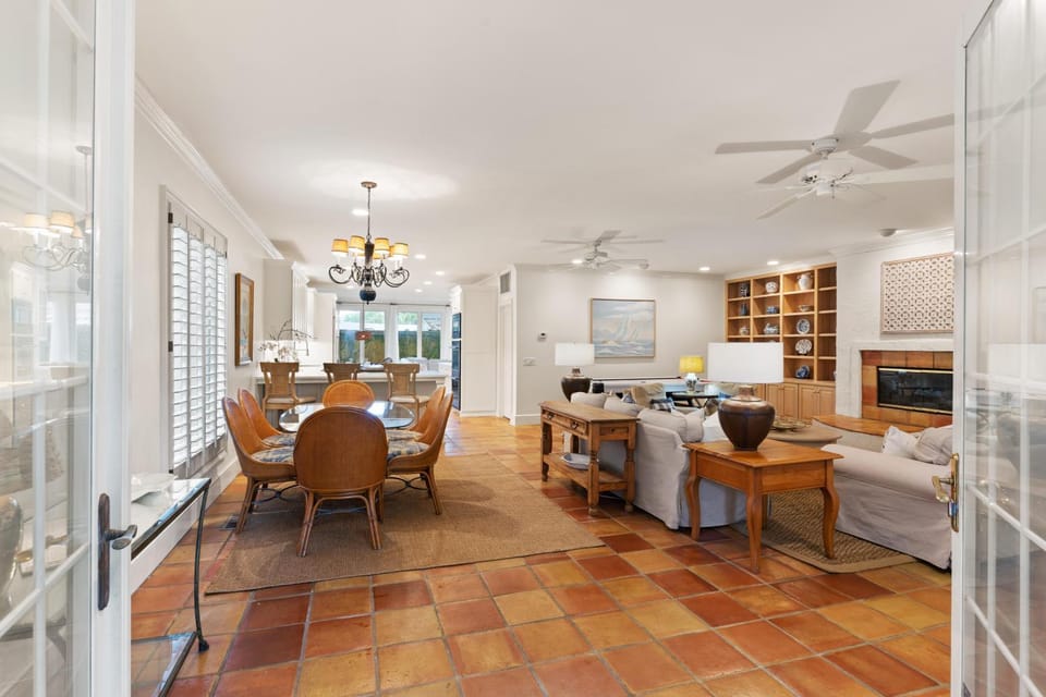 Seas The Day - 1213 Forest Street House in Saint Simons Island