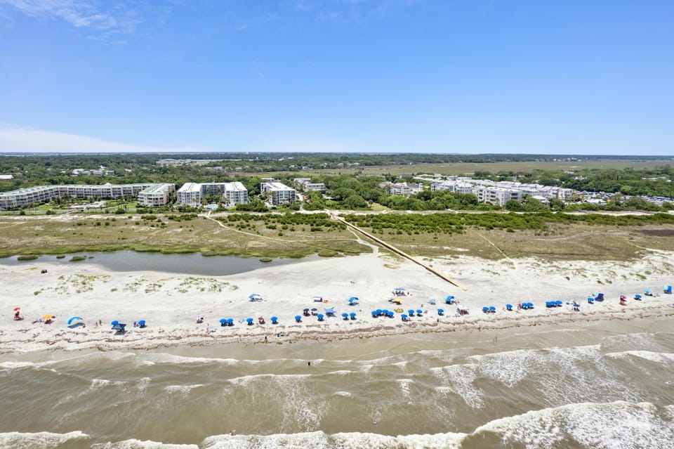 North Breakers - Unit 202, Wood Ave House in Saint Simons Island