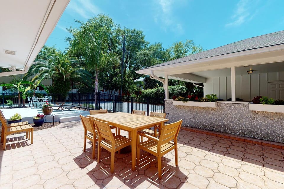 Coastal Dream - 2232 Ocean Rd House in Saint Simons Island