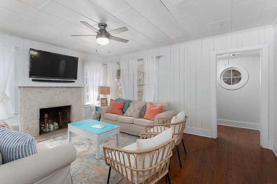 Waterside - 829 Park Way House in Saint Simons Island