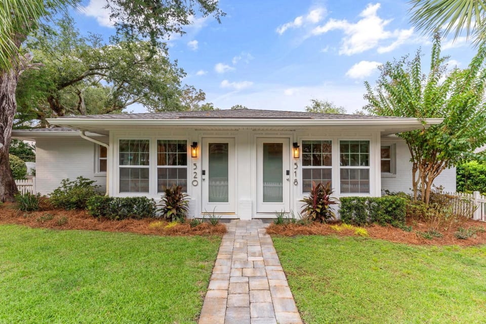 520 Beach, Unit 520 House in Saint Simons Island