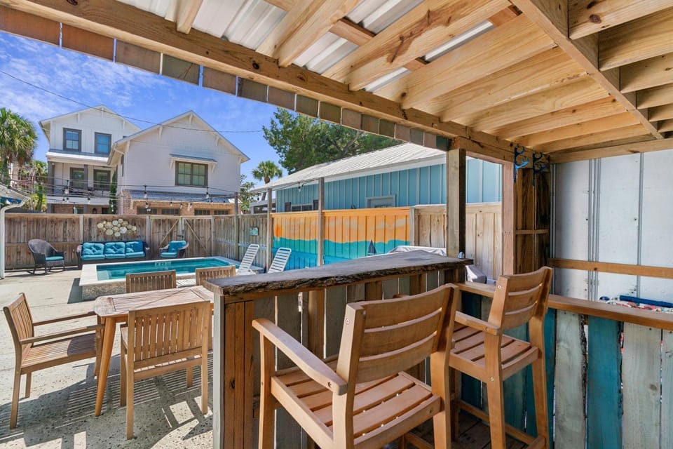 Breeze-On Inn - 4217 Fifth St House in Saint Simons Island
