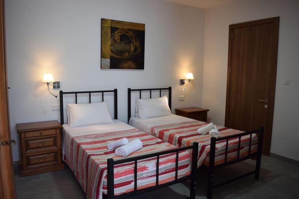 Lovely 3-bedroom apartment in L-Iklin Apartment in Malta