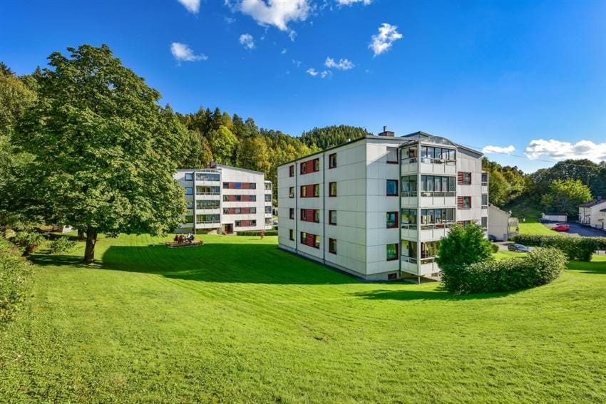 Property building, Natural landscape, Garden view