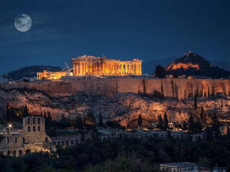 Foothills of Acropolis-Thissio 3 bdrm apartment Apartment in Athens