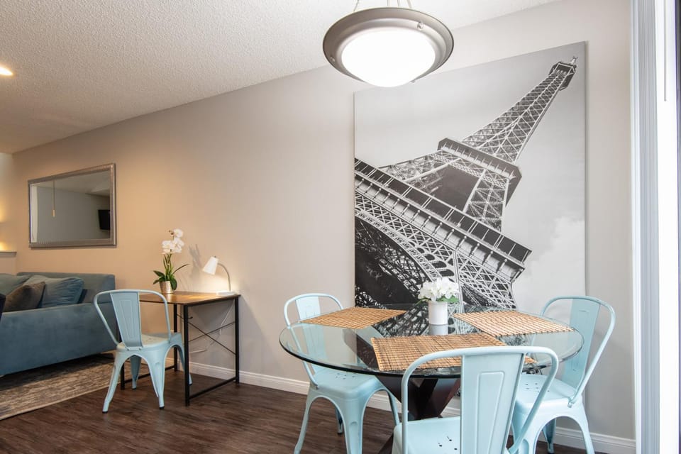 Skyline Terrace Executive Jr One Bedroom with Balcony and Pool Apartment in West Hollywood