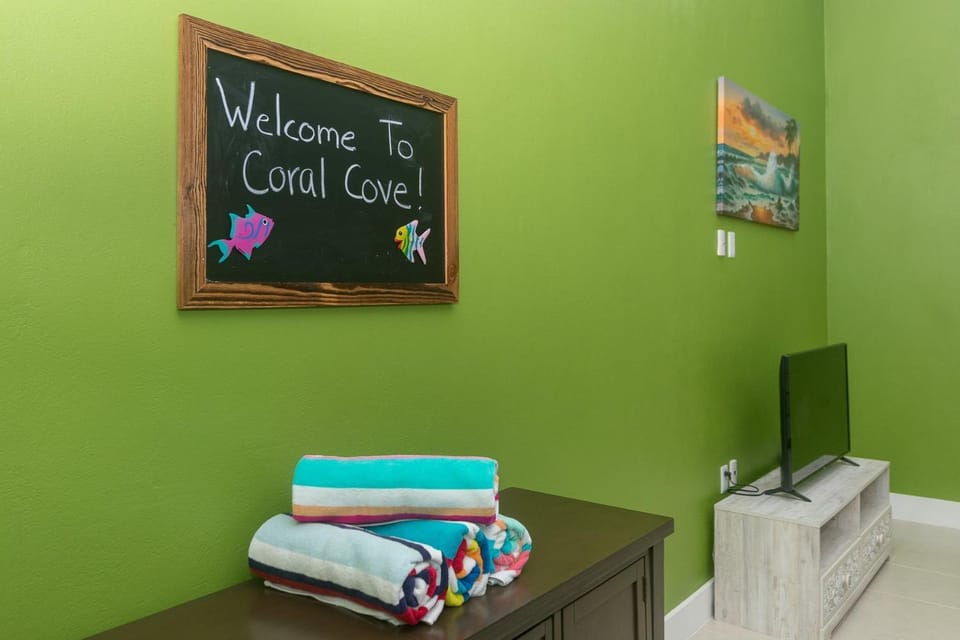 Coral Cove at Jardines de Catalina condo Apartment in West End