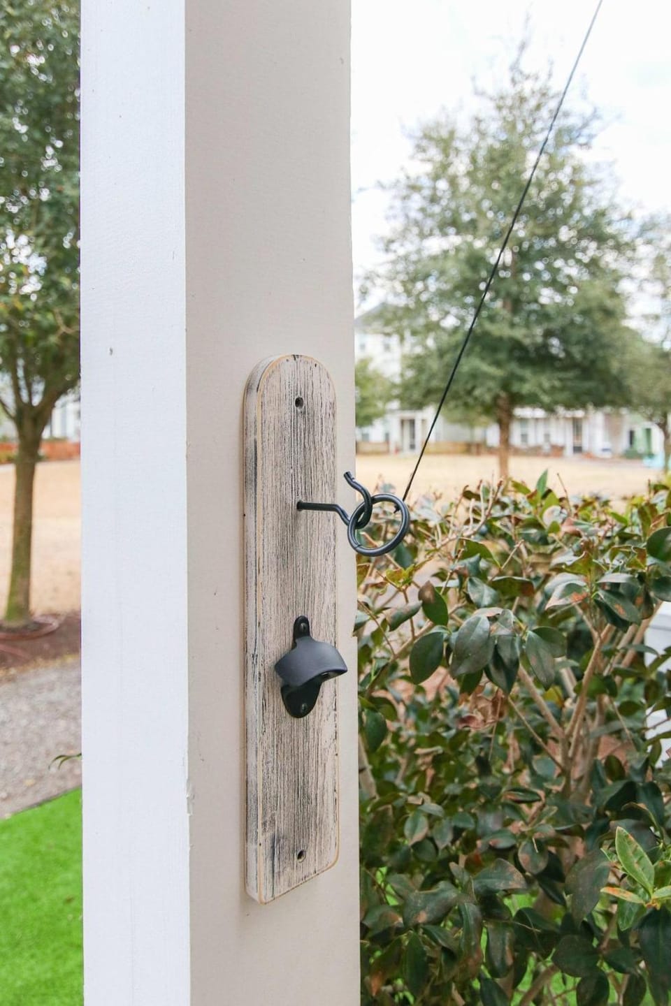 Happy Ours, Mins to Park Circle, Dtwn, CHS Beach House in North Charleston