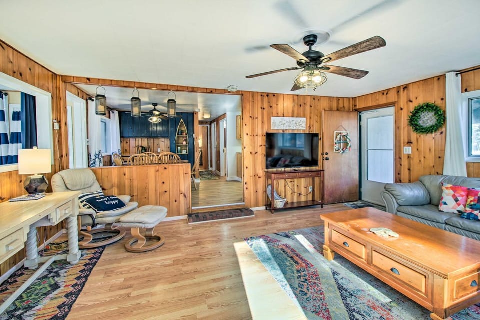 Near Fool Hollow Lake & Trails: Family Cabin Cabin in Show Low