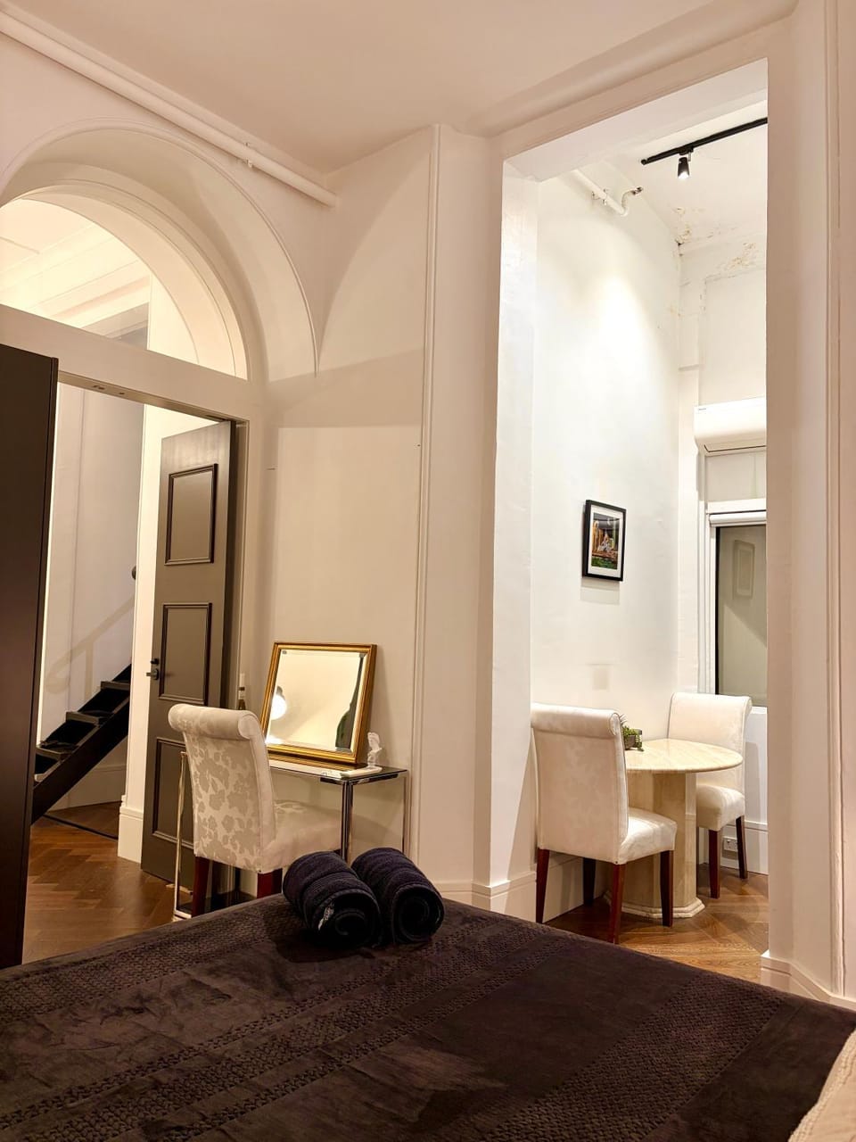 Sydney Harbourside Escape Apartment in Sydney