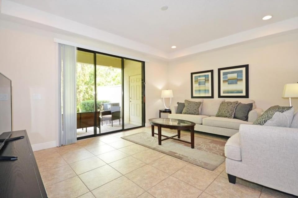 Tropical Fountains condo House in Four Corners