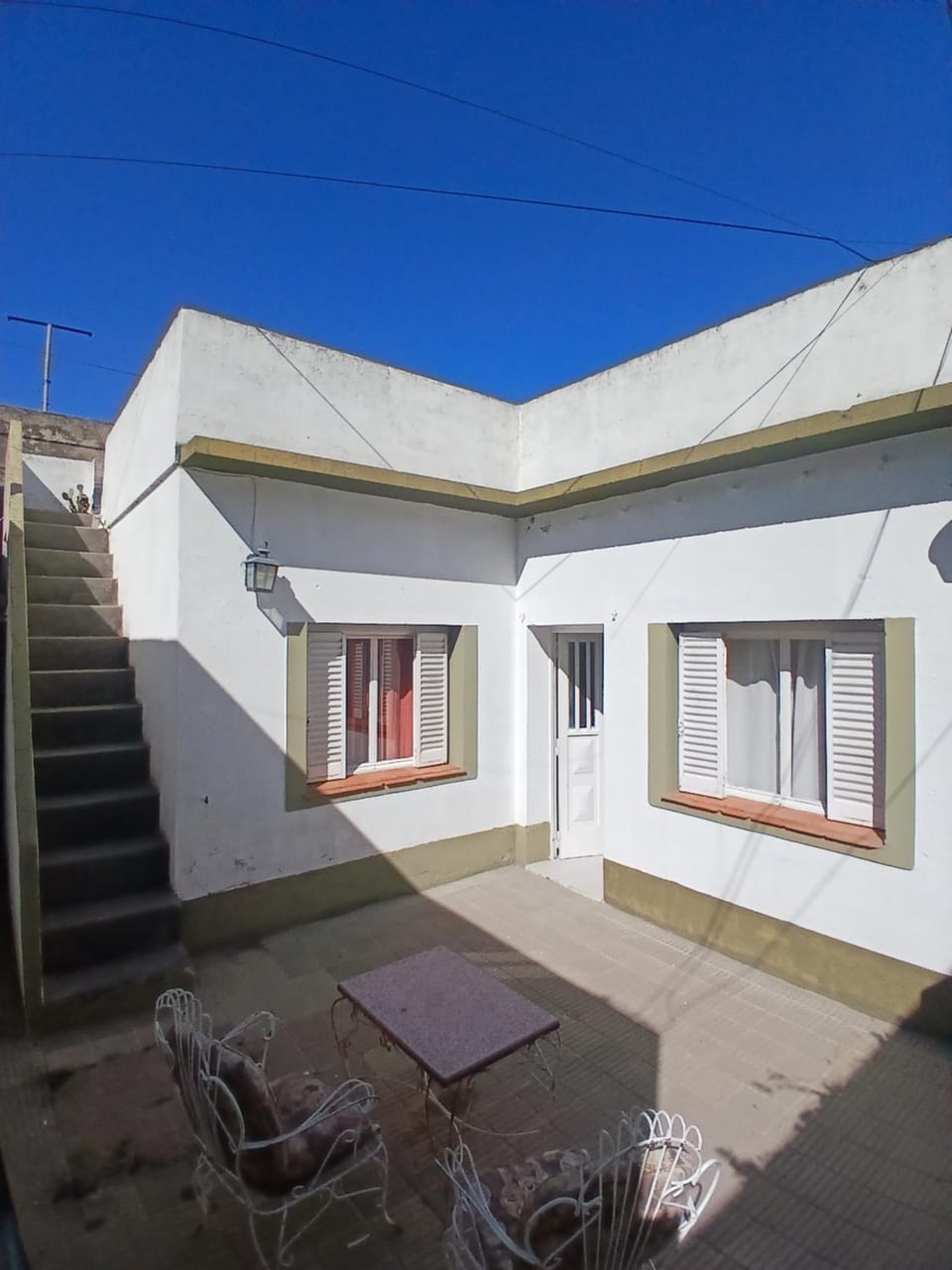 Patio, Off site