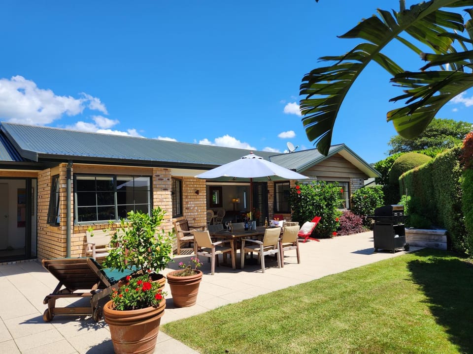 Hahei Garden Sanctuary House in Auckland Region